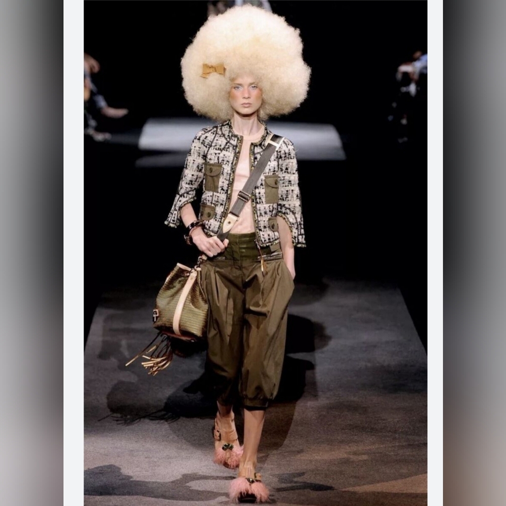 🆕️ Louis Vuitton Tweed Cropped Jacket Runway 2010. Size: 34 IT 0 US. - Picture 3 of 17